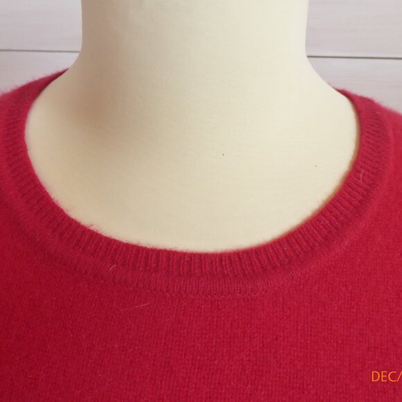 Lord and Taylor Cashmere Sweater- Large - Picture 3 of 8